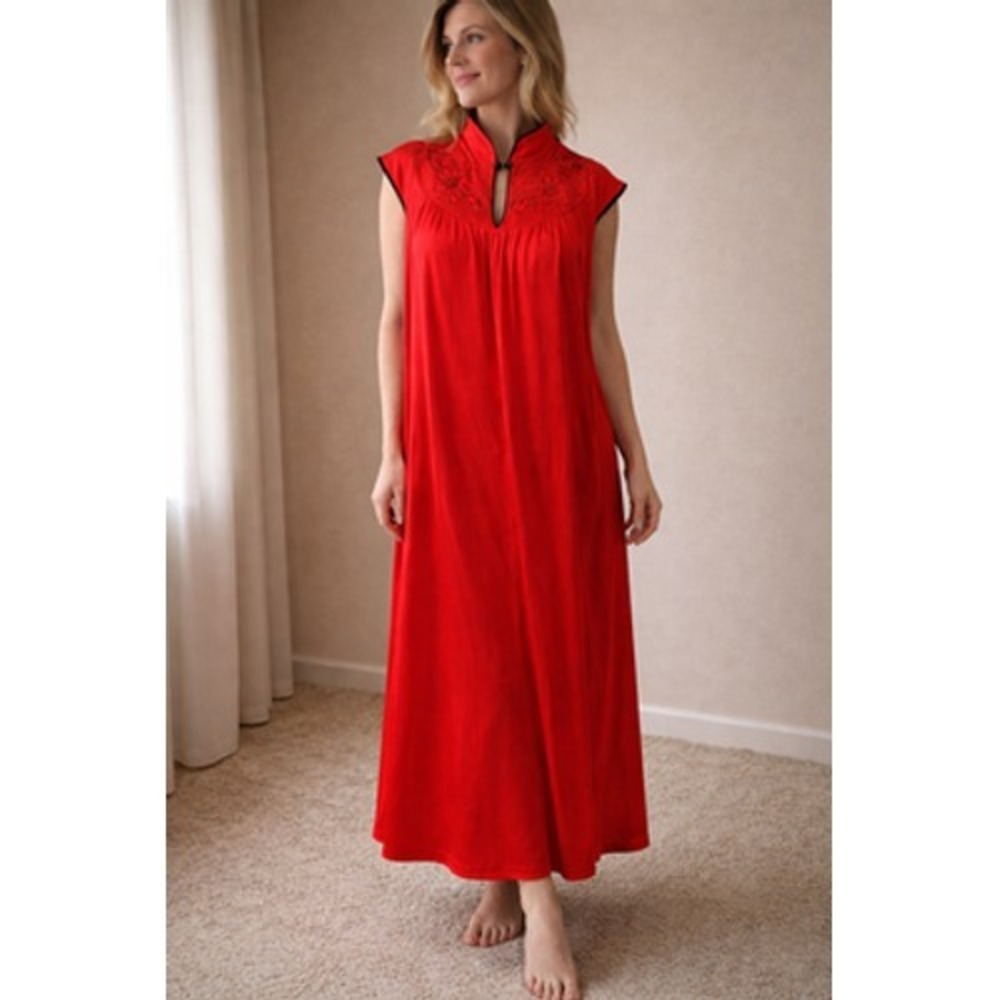 Vintage Vanity Fair Gown Womens Medium Red Nylon Embroidered Kaftan Made USA 70s